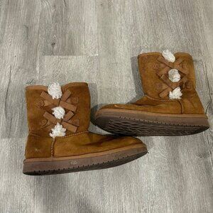 Koolaburra By Ugg Victoria Short Girl Youth Chestnut Tan Winter Bow Boots Size 4